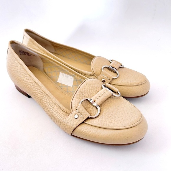 ETIENNE AIGNER Womens Tan Pebbled Leather Round Toe Loafers Size 8.5 NWOB - Picture 3 of 11
